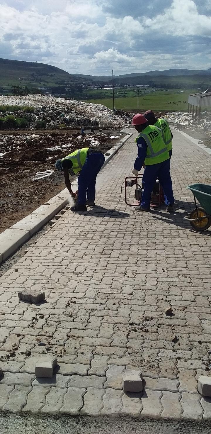 Paving cutting and detailing