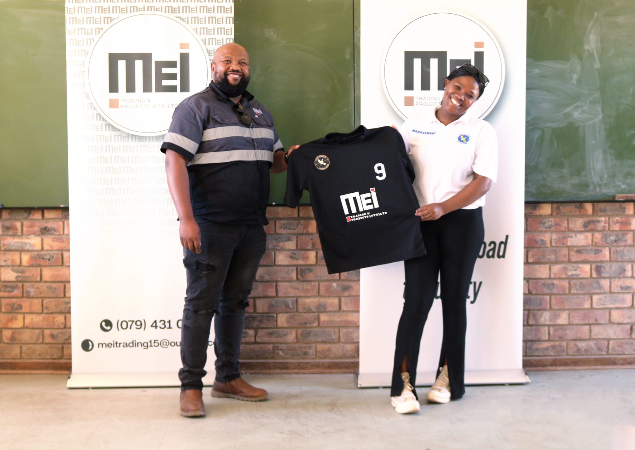 Jersey handover ceremony